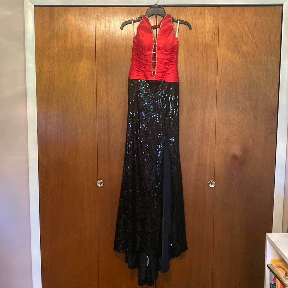 Black and red formal dress Size 2